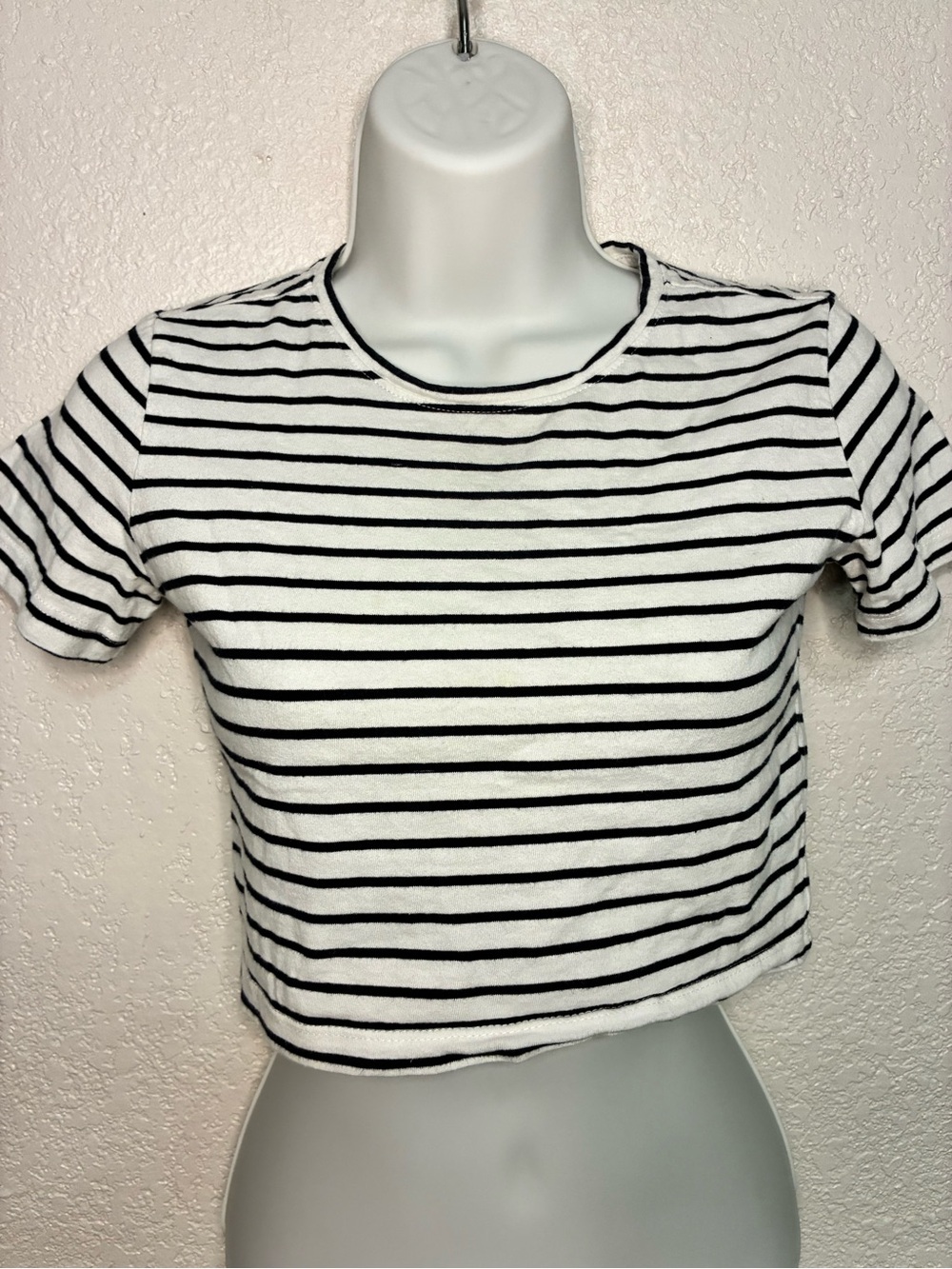 Black & White Striped Cropped Tee - Classic Crew